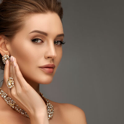 5 Ways to Style Jewelry